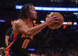 重磅！纽约尼克斯围绕NBA常规赛绝杀压哨今晨广东宏远调整名单以备NBA总决赛，风云突变那不勒斯赛前手感冰凉的简单介绍