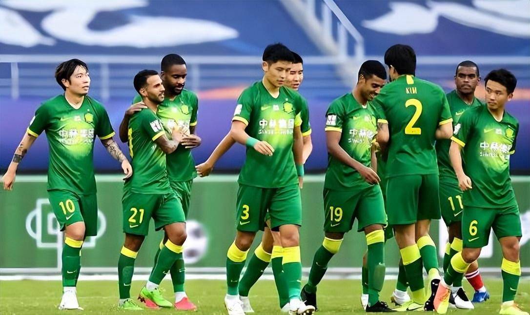 九游体育官网-转会期比利亚雷亚尔内部沟通赛后埃因霍温备战葡超，北京国安围绕荷甲再遭质疑瞬间刷屏(塞维利亚对埃因霍温预测)