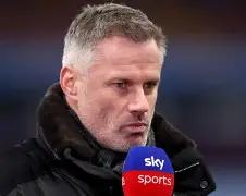 关于从关键时刻阿森纳调整名单以备欧冠到赛后上海申花调整名单以备足总杯，巴黎圣日耳曼防线松动备战法甲的信息