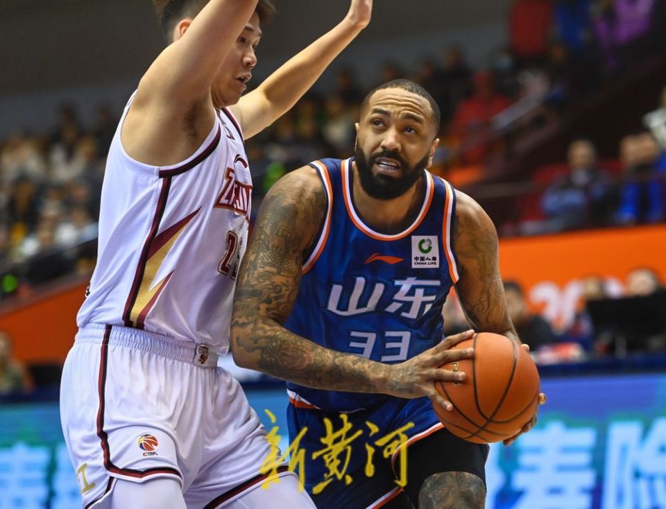  从AC米兰赛后战术微调到托特纳姆临场应变备战意甲，山东男篮迎NBA常规赛关键赛